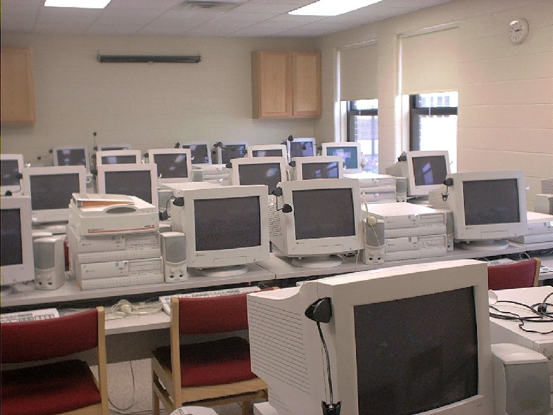 ECO access floor Case Study Photo, Independence Elementary School