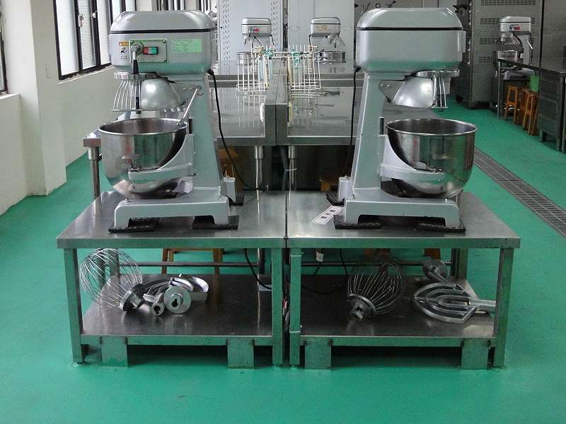Solitile HP2500 series access floor Case Study Photo, Cooking Schook Kitchen