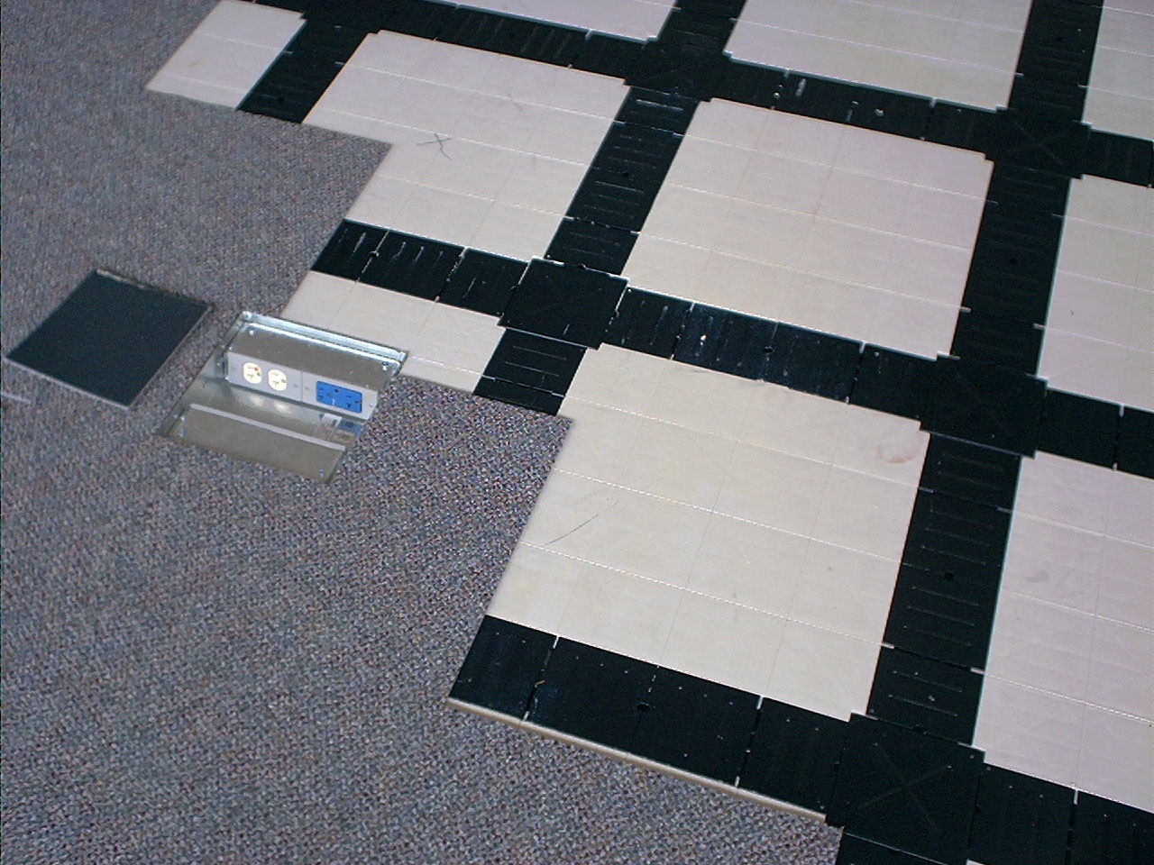 ECO access floor Case Study Photo, Penn State University, York