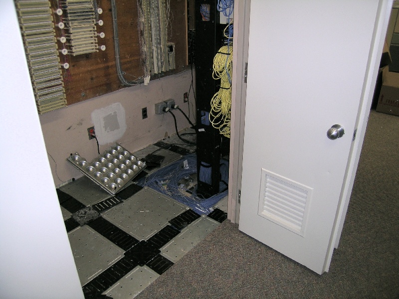 Camass access floor Case Study Photo, Time Warner Cable Office, USA